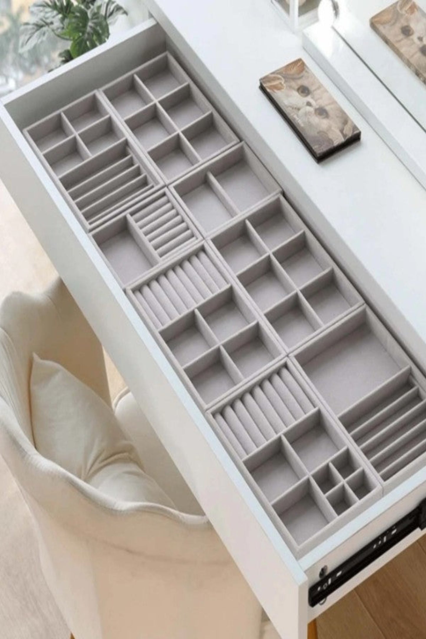 The 'Tray' 4pc Fashionable Jewellery Storage Organiser