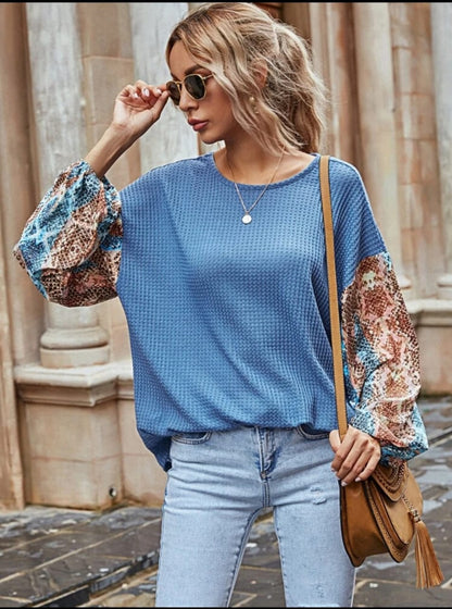 Contrast Paisley Print Lantern Sleeve Top