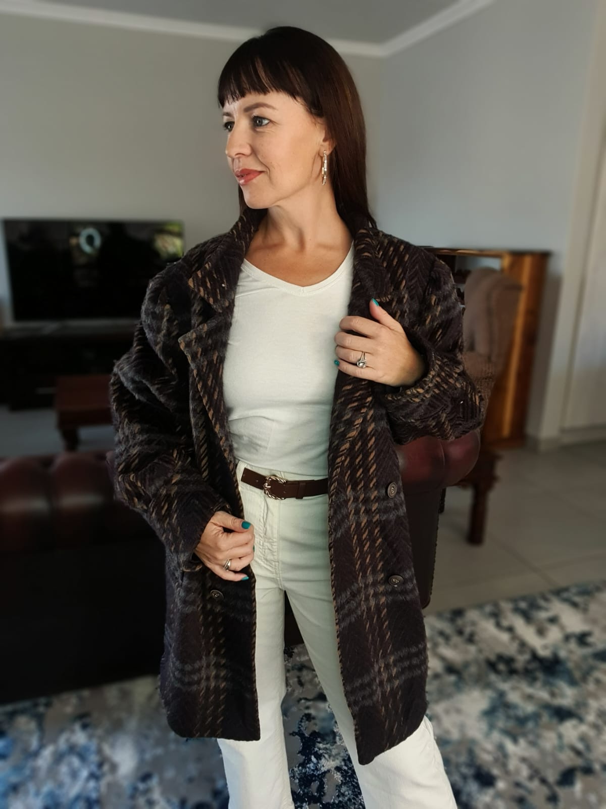 The 'Llama' Real Wool Houndstooth Mid-Length Coat | Extra Large